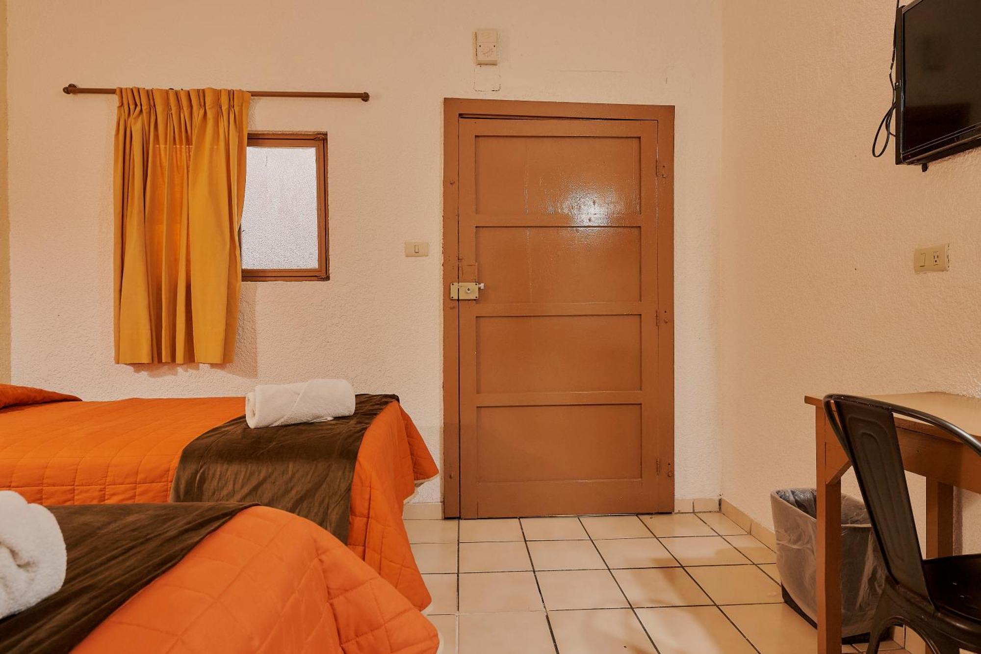 Hotel Cervantino تاباتشولا المظهر الخارجي الصورة