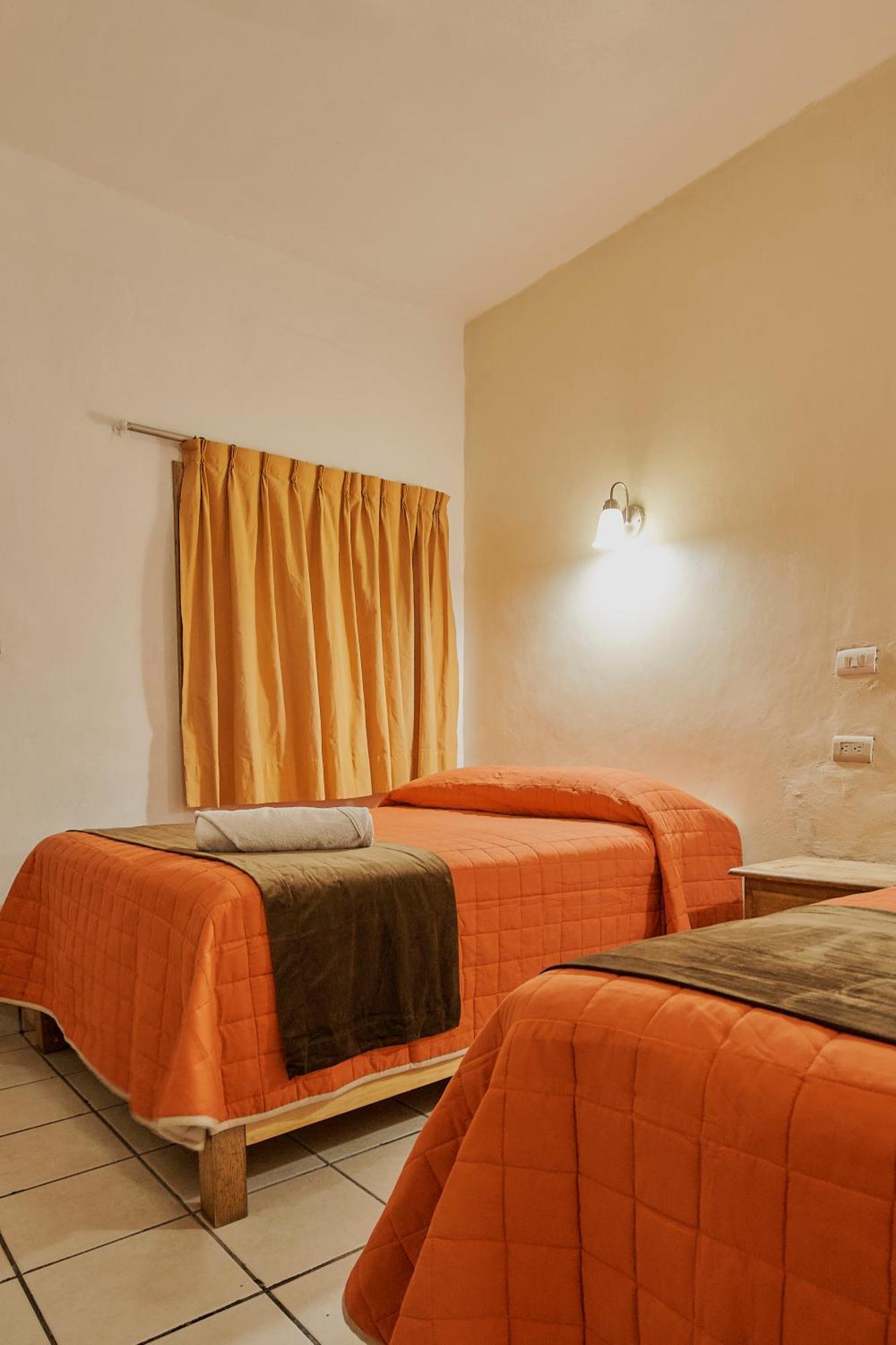 Hotel Cervantino تاباتشولا المظهر الخارجي الصورة