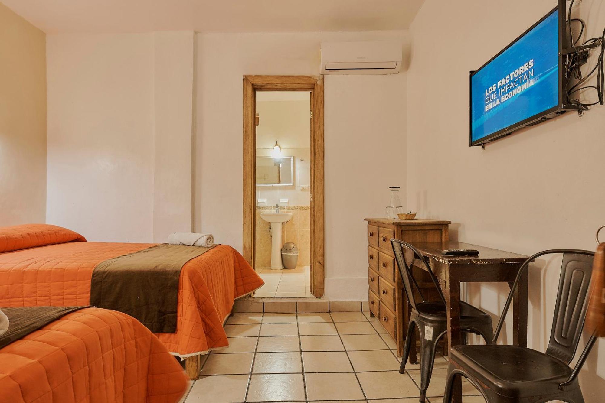 Hotel Cervantino تاباتشولا المظهر الخارجي الصورة